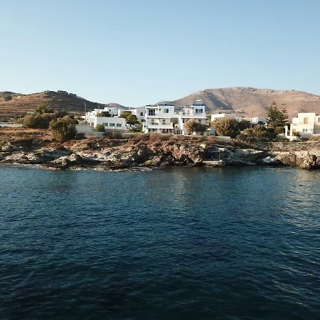 Peaceful Bay
