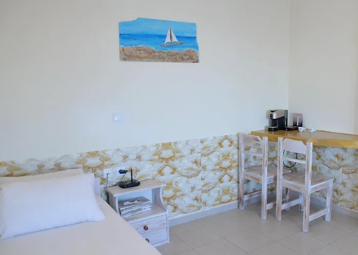 Peaceful Bay Guest house 4*